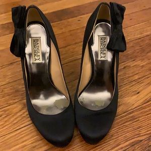 Satin black badgley mischka pumps